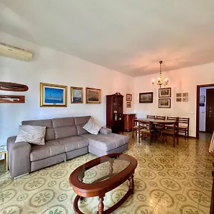 Betti 21 Apartament